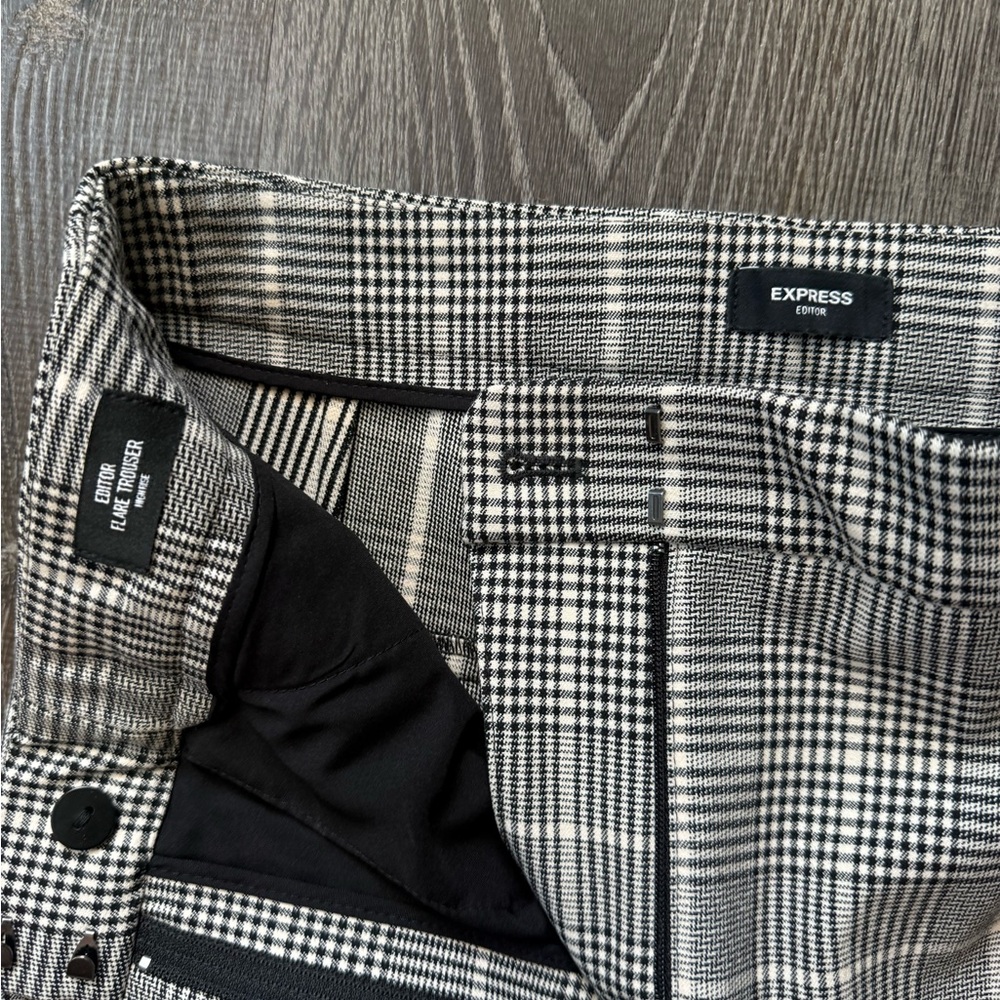 NWOT Express Black and White Checkered Pants 8 TALL - Picture 3 of 5